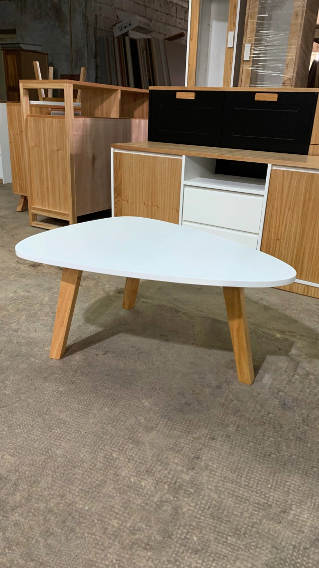 Mesa Ratona Lagrima Nórdica Escandinava Laqueada -100x60cm - Imagen 3