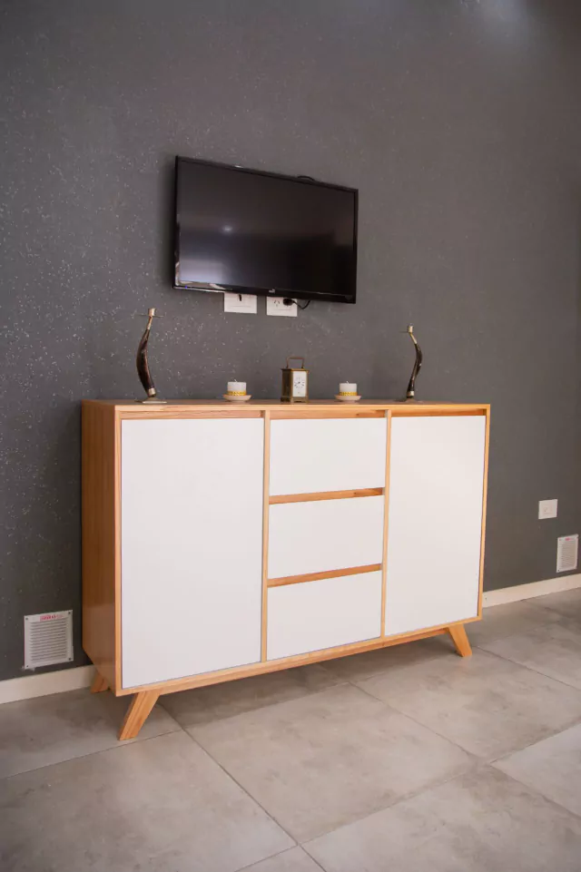 Bahiut/Vajillero Linea Nórdica - 140x95x36 - Enchapado En Paraíso - Imagen 3